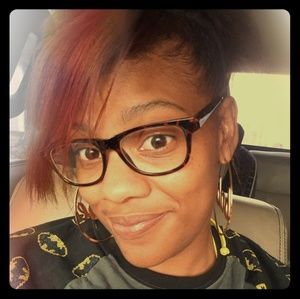 Meet your Posher, Sabrina